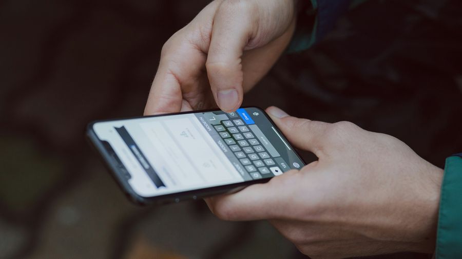 How to Delegate Guest Communication to Co-Hosts or Virtual Assistants